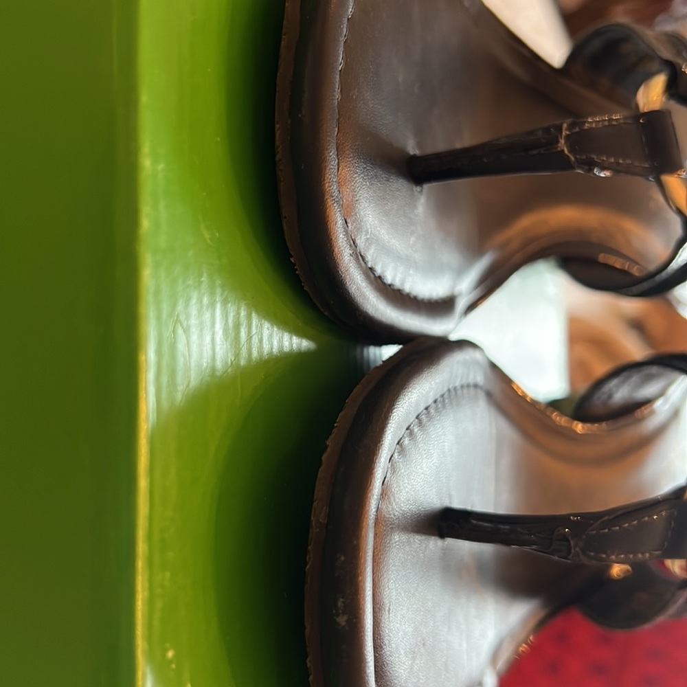 Sandals - Picture 6 of 6